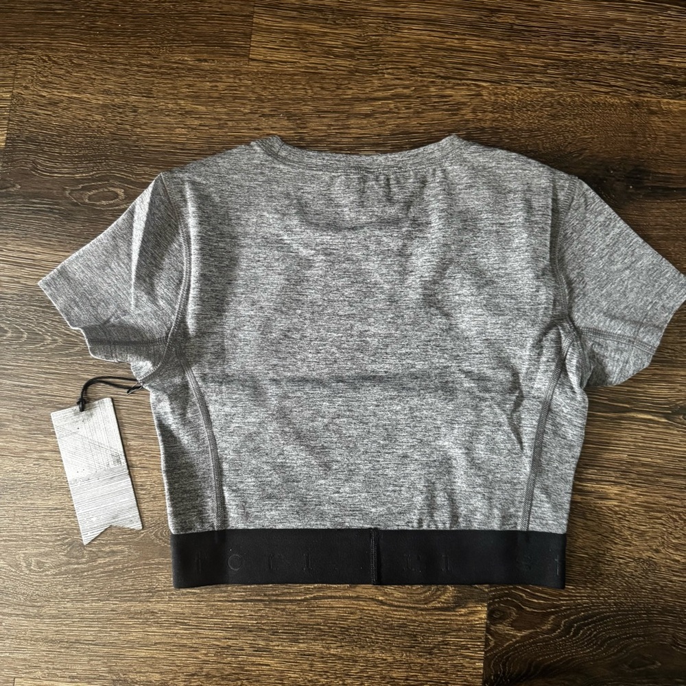 PRIME Cropped Active top - Stori brand - Picture 2 of 2